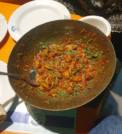Prawn Karahi sizzling in iron wok